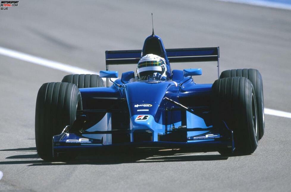 Während seiner gesamten Karriere blickte McNish über den Tellerrand hinaus. 2004 war er einer der Testfahrer, die das Auto für die neue GP2 entwickelten.