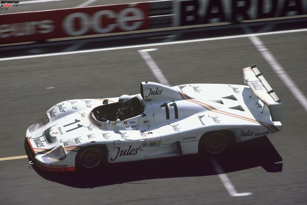 1981 schlug dann die nächste Sternstunde von Jacky Ickx. Die belgische Le-Mans-Legende siegte an der Seite von Derek Bell nicht nur in jenem Jahr im überarbeiteten 936...