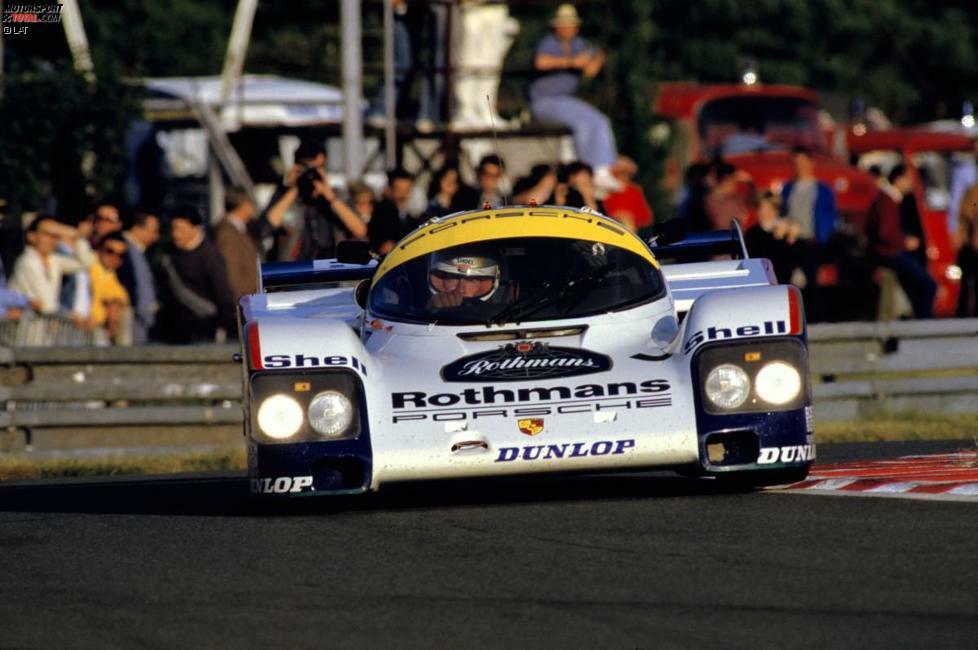 ...sondern in gleicher Besetzung mit dem neuen Porsche 956 auch im Jahr 1982. Der Rothmans-Porsche wurde zum Sinnbild für Erfolg auf der Langstrecke.