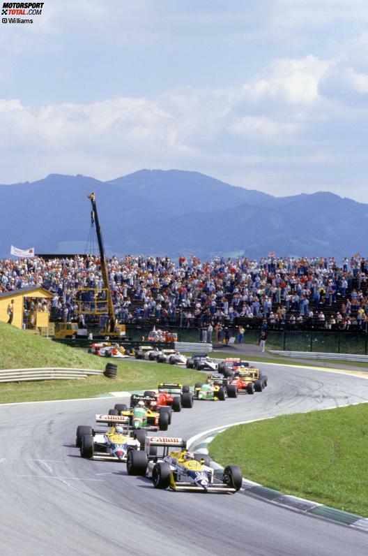 Nachdem 1987 dreimal gestartet werden musste, jeweils wegen schwerer Karambolagen auf der viel zu engen Start- und Zielgerade, wurde der Österreichring vom Rennkalender gestrichen. Vorläufig letzter Sieger: Nigel Mansell auf Williams.