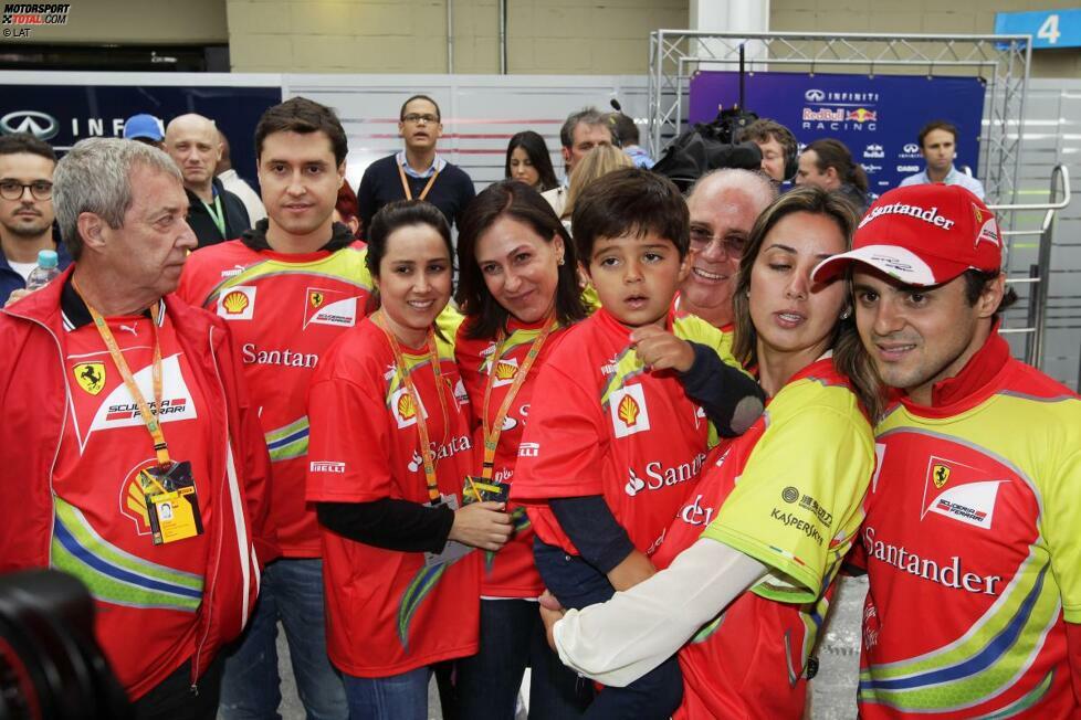 Auch mit seiner Familie. Das hat er sich nach elf Siegen in 139 Grands Prix für die legendäre Scuderia Ferrari aber auch verdient!