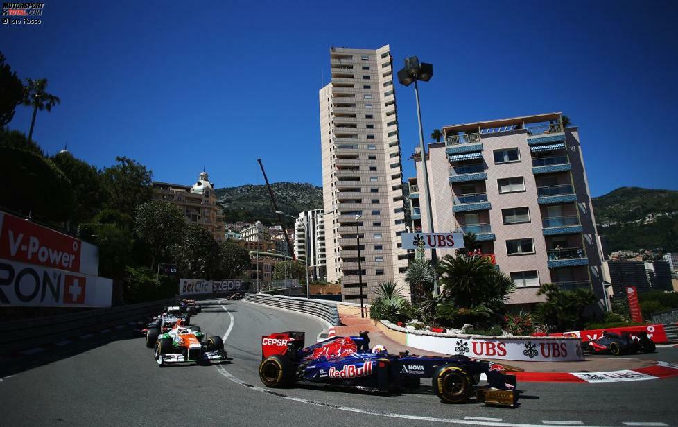 In Monaco lässt Toro Rosso im Qualifying wieder gemischte Verhältnisse ungenutzt. Während Ricciardo mit Romain Grosjean kollidiert, blickt Vergne erste Reihe fußfrei auf die tollen Überholmanöver von Adrian Sutil gegen die Ex-Champions Button und Alonso. Am Ende wird der Franzose guter Achter.
