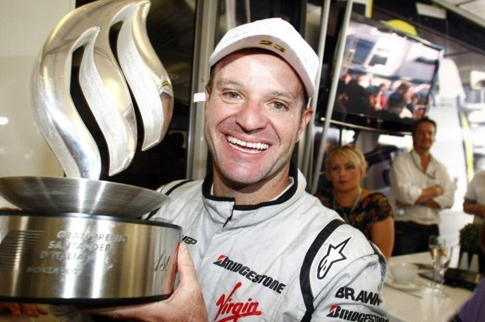Mehr als 300 Formel-1-Rennen, aber nicht nur das: Die Karriere von Rubens Barrichello von ersten Erfolgen in Großbritannien bis zur Rückkehr nach Brasilien