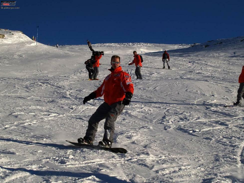 Doch auch auf dem Snowboard hat sich Schumacher schon versucht.
