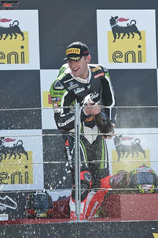 Doch im ersten Rennen musste der Vizeweltmeister von 2012 erneut eine Enttäuschung verdauen: An der ZX-10R gab es technische Probleme, die zur Aufgabe führten. Im zweiten Lauf konnte Sykes mit Platz drei den ersten Podestplatz der Saison feiern