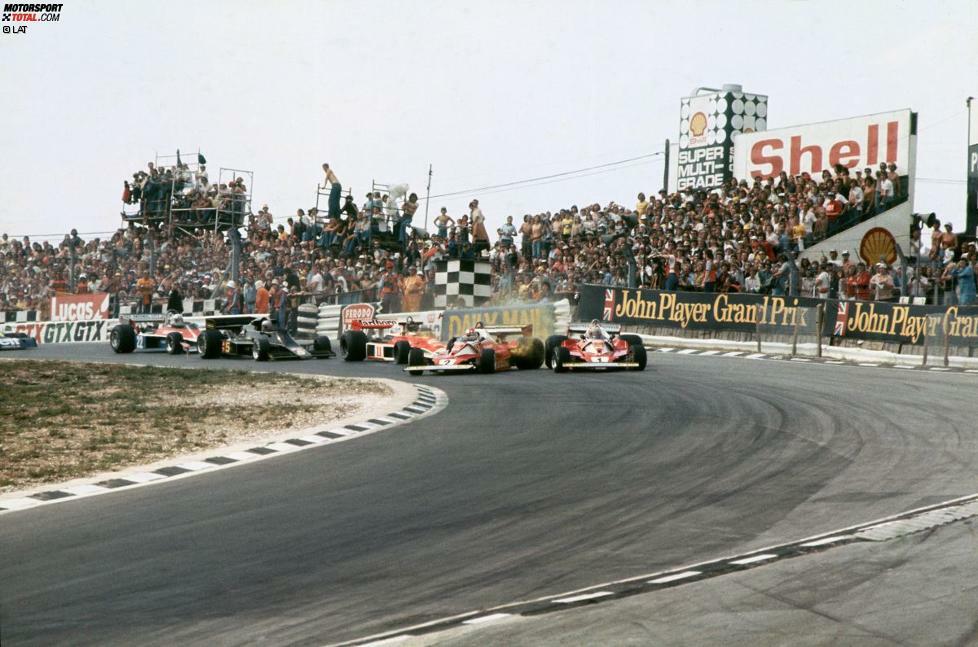Der Schweizer, der nach einem BRM-Intermezzo in die Ferrari-Familie zurückgekehrt war, hatte die Scuderia zurück an die Spitze geführt. Beim Großbritannien-Grand-Prix 1976 in Brands Hatch jedoch brannten Reggazoni die Sicherungen durch. Er räumte Lauda ab und musste in Maranello seinen Hut nehmen.
