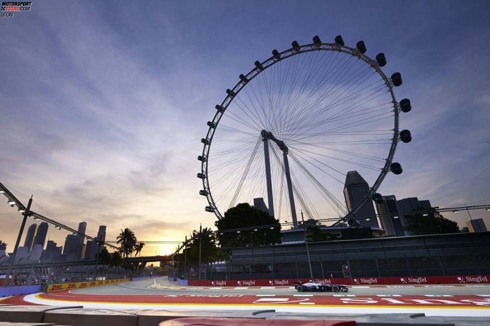Beim Nachtrennen in Singapur belegen Maldonado und Bottas in genannter Reihenfolge die Positionen elf und 13.