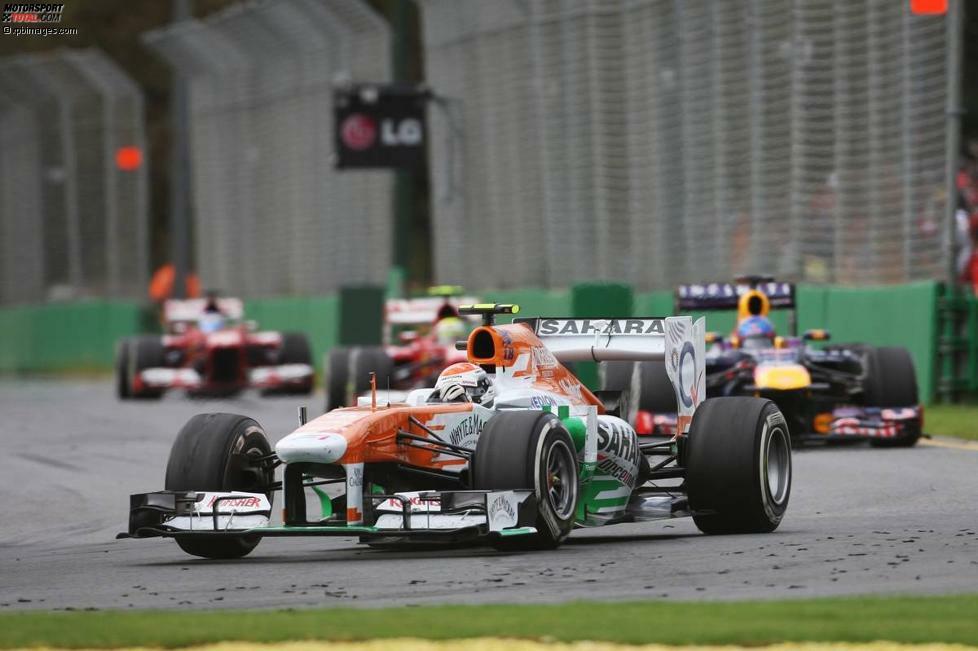 Comeback nach Maß: Adrian Sutil startet nach einem Jahr Grand-Prix-Pause auf den härteren Reifen und führt das Rennen im Albert Park strategiebedingt zweimal an - seine ersten Führungsrunden in der Formel 1. Am Ende wird es immerhin Platz sieben, vor Teamkollege Paul di Resta.
