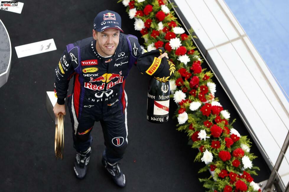 Dieser Herr ist indes dem vierten WM-Titel wieder einen Schritt näher. WM-Stand nach 14 von 19 Rennen: Vettel 272 - Alonso 195 - Räikkönen 167 - Hamilton 161.