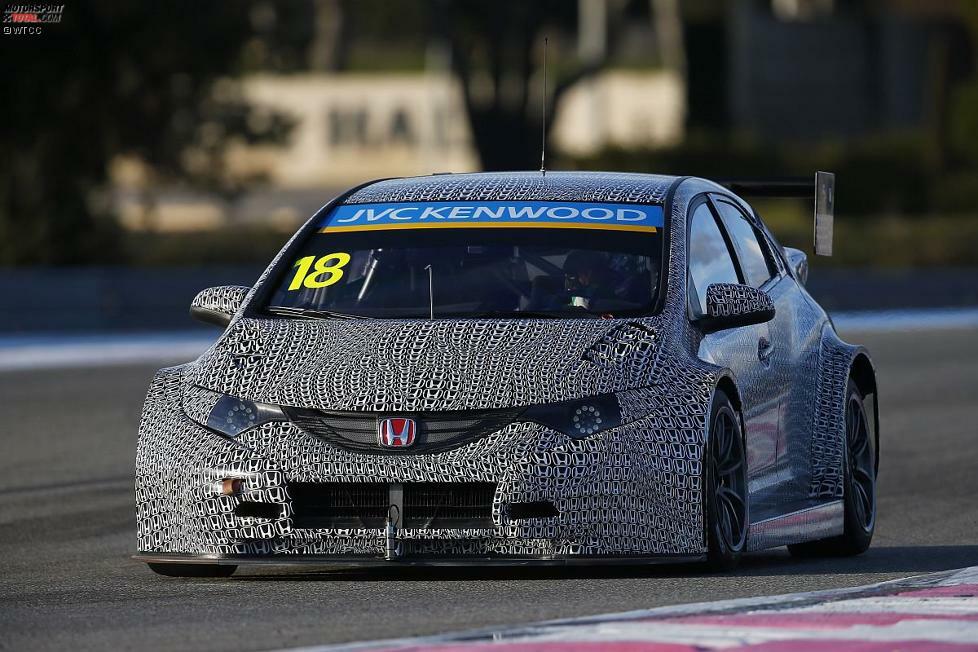 Und das ist eines der ersten Bilder des neuen Honda Civics auf der Strecke, ebenfalls in Le Castellet. Das 