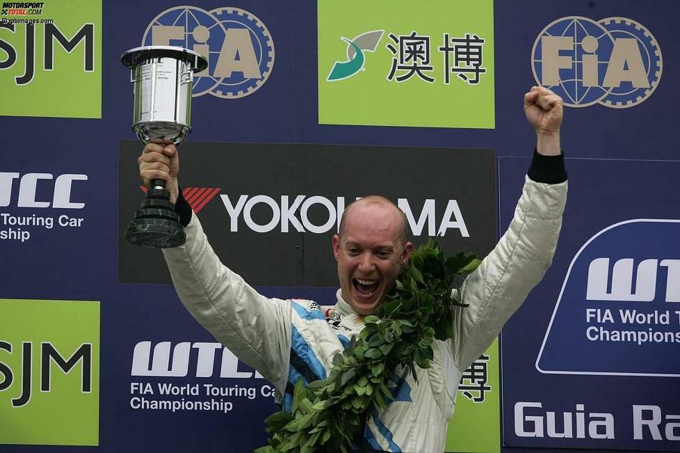 18. November 2012: Rob Huff (Großbritannien) setzt sich in einem spannenden WM-Finale in Macao gegen seine beiden Chevrolet-Teamkollegen durch und holt sich den Fahrertitel. Chevrolet gewinnt zum dritten Mal in Folge die Herstellerwertung, zieht sich aber zum Jahresende werksseitig aus der WTCC zurück.