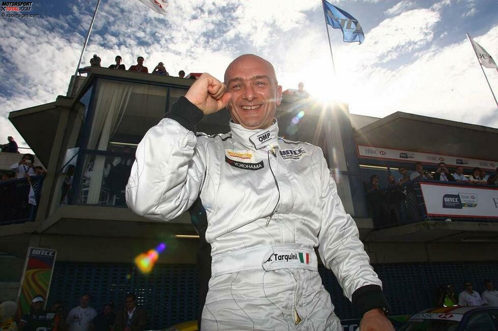 Der älteste WM-Spitzenreiter: Gabriele Tarquini (Italien) lag nach Monza 2010 im Alter von 48 Jahren, 2 Monaten und 21 Tagen auf Platz eins der Gesamtwertung.