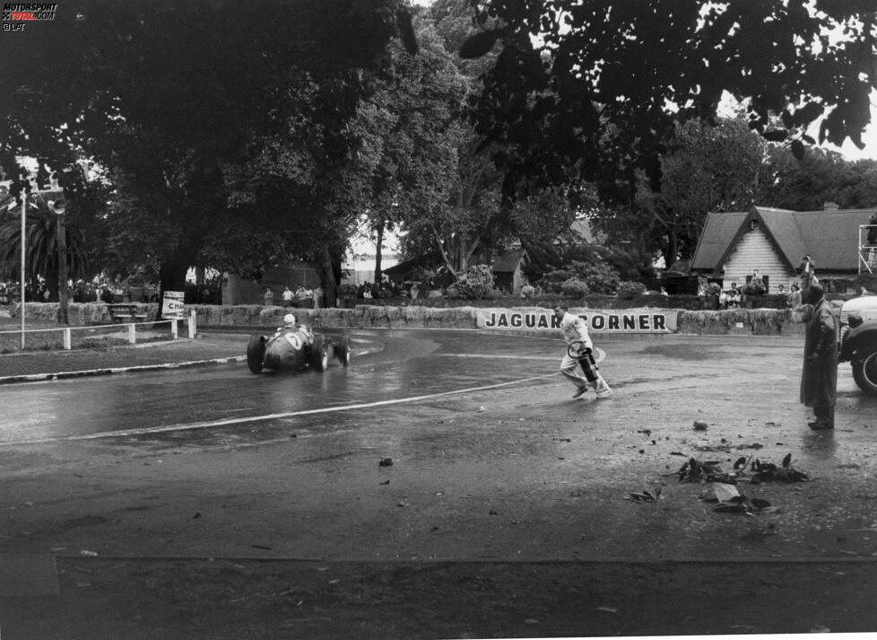 1996 wurde im Albert Park zum ersten Mal ein Formel-1-WM-Lauf ausgetragen. Bereits in den 1950er-Jahren fand zweimal ein Grand Prix von Australien in Melbourne statt, damals aber ohne WM-Status als 