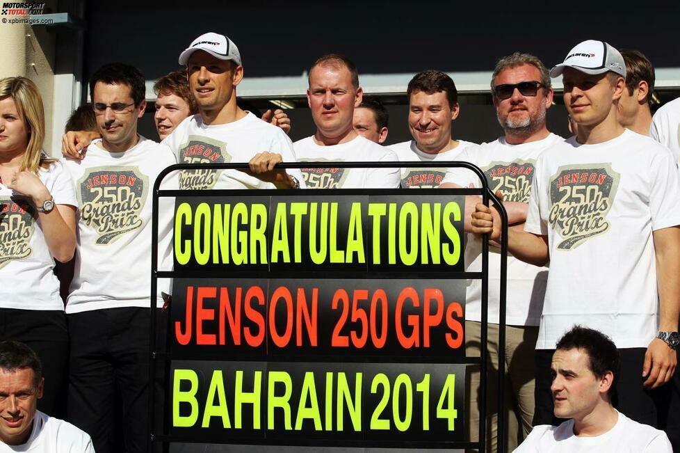 Einst als 19-Jähriger jüngster Punktesammler der Formel-1-Geschichte, wird Ex-Weltmeister Jenson Button langsam zu einem der alten Herren des Grand-Prix-Sports. In Bahrain bestreitet er seinen 250. Grand Prix. Allerdings setzt es erstmals in dieser Saison eine Nullnummer.