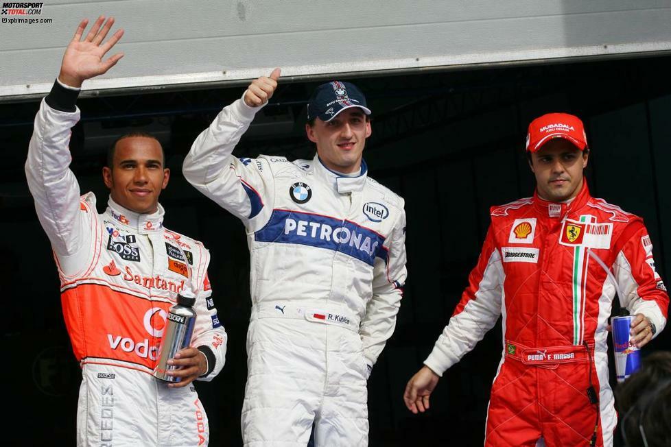 Sebastian Vettel und Michael Schumacher sind die einzigen Fahrer, die in Bahrain mehrmals auf Pole-Position gestanden sind. Schumacher startete bei der Premiere im Jahr 2004 und 2006 von der Pole, Vettel 2010 und 2011. Die weiteren Polesetter waren: Felipe Massa 2007, Robert Kubica 2008, Jarno Trulli 2009 und Nico Rosberg 2013. Kubicas Pole war die bisher einzige seiner Formel-1-Karriere.