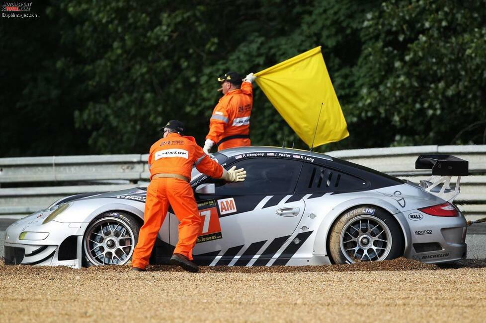 Oder vom Porsche von US-Schauspieler Patrick Dempsey, der einen möglichen GTE-Am-Podestplatz in einem Dreher verlor.