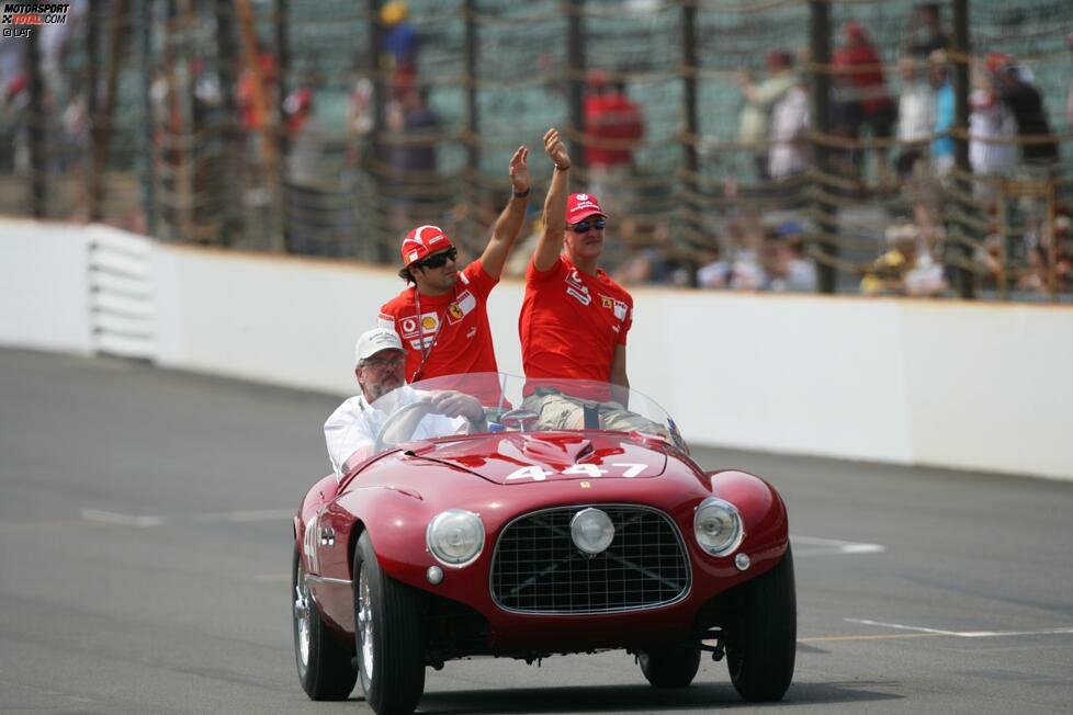 Als Nachfolger von Rubens Barrichello verpflichtet Ferrari 2006 schließlich Massa als Teamkollegen des inzwischen siebenmaligen Weltmeisters Schumacher und hat damit eine Fahrerpaarung, die nicht besser miteinander klarkommen könnte. Viele befürchten jedoch, Massa sei lediglich als Wasserträger für Ferraris Nummer 1 geholt worden.