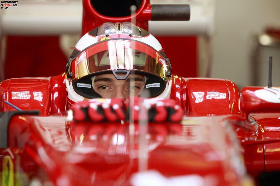 Es folgten weitere Einsätze in den Grand-Prix-Autos aus Italien. Im November 2011 absolvierte Jules Bianchi den Young-Driver-Test für Ferrari in Abu Dhabi im F10.
