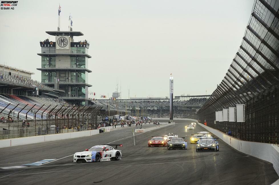 Für den siebten Lauf in Indianapolis hatte sich BMW fest vorgenommen, die guten Startpositionen zwei (56) und fünf (55) in ein weiteres Top-Resultat zu verwandeln. Dieses Vorhaben gelang jedoch nicht. Nach mehreren Berührungen und einem dramatischen Rennverlauf blieben den BMW-Piloten lediglich die Plätze sechs und sieben.