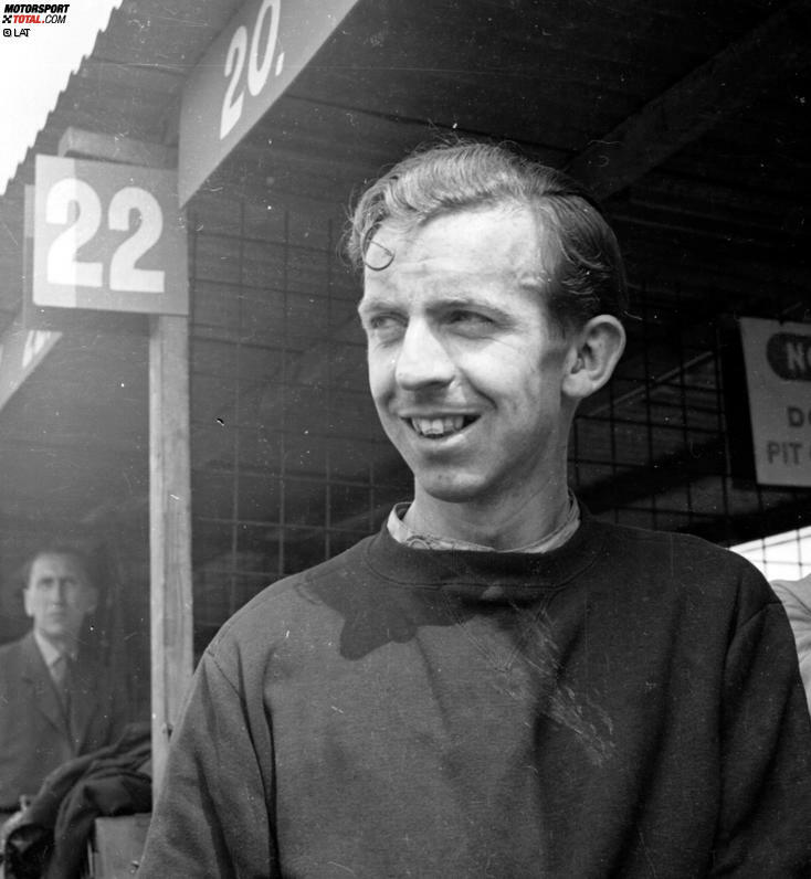 Brabham galt im Straßenverkehr als Angsthase. Bis heute kursiert die Geschichte, er habe seinem Fahrerkollegen Tony Brooks (hier abgebildet) auf dem Weg zum Formel-1-Rennen in Pescara 1957 entnervt das Steuer übergeben, nachdem er sich geweigert hatte, eine längere Kolonne von Lkw auf der Autobahn zu überholen.