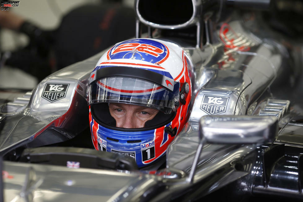 Seit 2013 macht Button allerdings eine schwierige Zeit bei McLaren durch. Sein letzter Sieg datiert aus Brasilien 2012, und mit dem Team geht es nach dem Einstieg von Honda immer weiter zurück. Trotzdem kämpft sich Button mit Teamkollege Fernando Alonso durch.