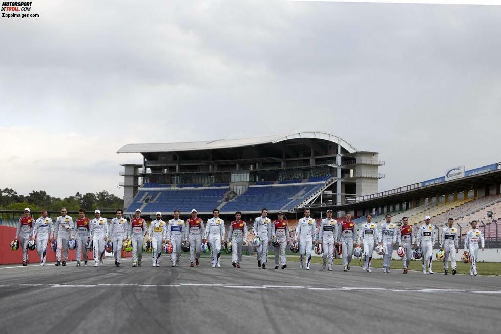 Mit 44 Piloten startete 1988 in Hockenheim das größte Fahrerfeld. Den knappsten Zieleinlauf verfolgten 1996 die Fans beim DTM-Rennen am Norisring. Der Abstand zwischen dem Sieger Klaus Ludwig (Opel) und Uwe Alzen (Opel) betrug hauchdünne 0,089 Sekunden. Winfried Vogt (BMW) siegte dagegen beim Flugplatzrennen in Mainz-Finthen 1985 mit 51,96 Sekunden Vorsprung.