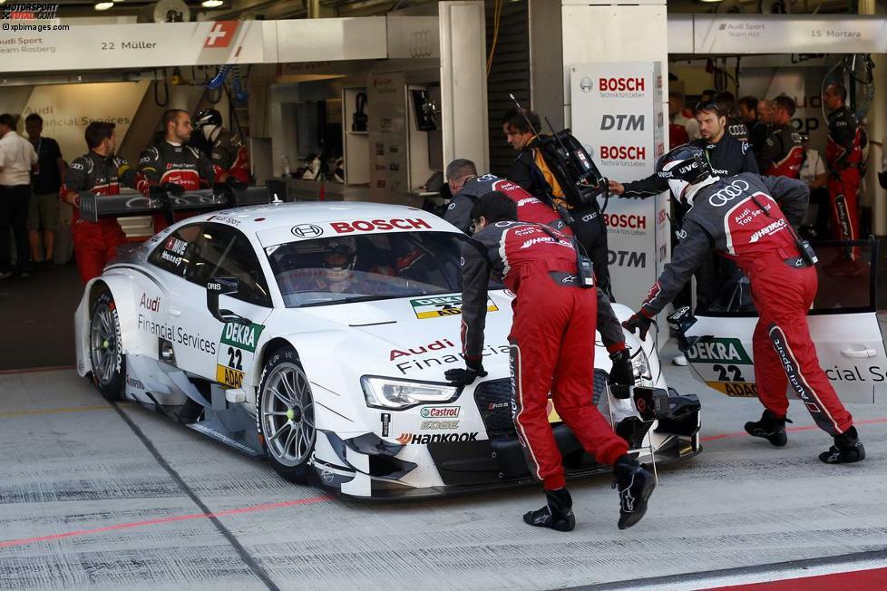 2. Freies Training: DTM-Neuling Nico Müller (Rosberg-Audi) fährt  in 1:28.993 Minuten die schnellste Runde. Mike Rockenfeller (Phoenix-Audi) und Mattias Ekström (Abt-Sportsline-Audi) belegen die Positionen zwei und drei.