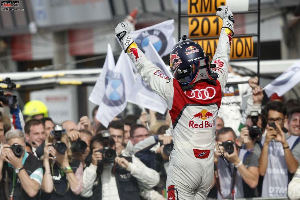 Rennen: Mattias Ekström (Abt-Sportsline-Audi) gewinnt das von vier Safety-Car-Phasen geprägte Rennen vor Marco Wittmann (RMG-BMW) und Martin Tomczyk (Schnitzer-BMW).