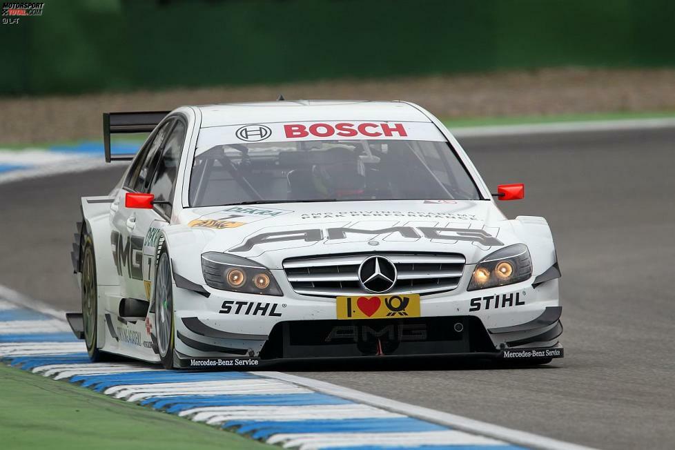 Aus aktuellem Anlass - Paul di Resta fährt ab 2014 wieder für Mercedes in der DTM - macht er natürlich den Anfang. Hier sehen wir sein Arbeitsgerät aus der Saison 2010, eine AMG-Mercedes-C-Klasse. Parallel testete di Resta damals übrigens schon für Force India in der Formel 1.