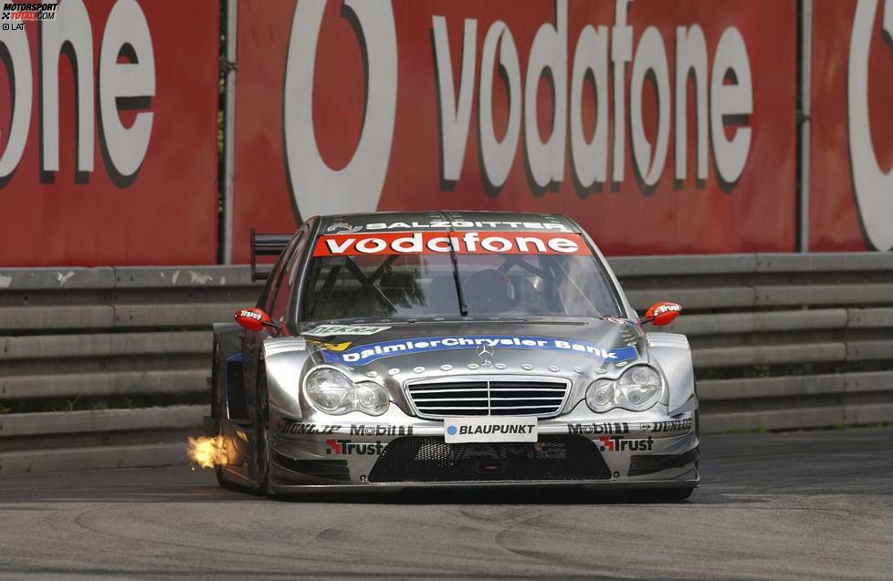 2001 war Christijan Albers in die DTM eingestiegen, wo er alsbald gute Ergebnisse erzielte. 2003 belegte er den zweiten Platz in der Gesamtwertung, 2004 (Foto) wurde er für Mercedes Dritter. Anschließend zog es ihn zu Minardi in die Formel 1.