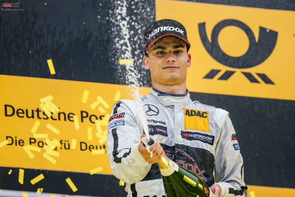 2015: Pascal Wehrlein (Mercedes) krönt sich im vorletzten Saisonrennen - und einen Tag vor seinem 21. Geburtstag - zum jüngsten DTM-Champion aller Zeiten.