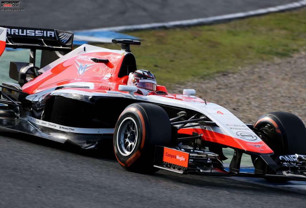 Die Nase von Marussia wirkt auf den ersten Blick ziemlich konservativ, doch auch bei dem kleinen Team ragt ein fingerartiges Gebilde aus der Spitze, das man mittels schwarzer Farbe zu kaschieren versucht