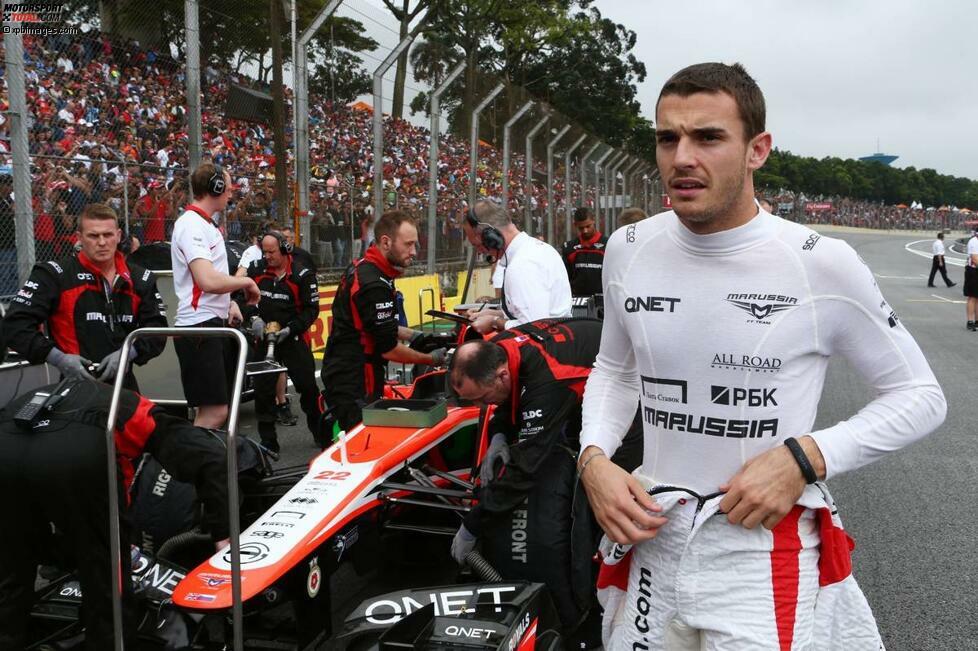 17 - Eigentlich hatte sich Jules Bianchi für die Nummern 7, 27 und 77 beworben, doch stets kam ihm ein anderer Fahrer zuvor, der laut WM-Tabelle von 2013 Vorrang hatte. Da der Franzose aber scheinbar unbedingt eine 7 hinten stehen haben wollte, wurde es am Ende eben die 17