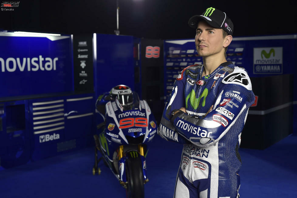 Jorge Lorenzo bleibt bei Yamaha, obwohl er angeblich eine Ausstiegsklausel für Ende 2015 hat, um vielleicht zu Ducati zu wechseln.