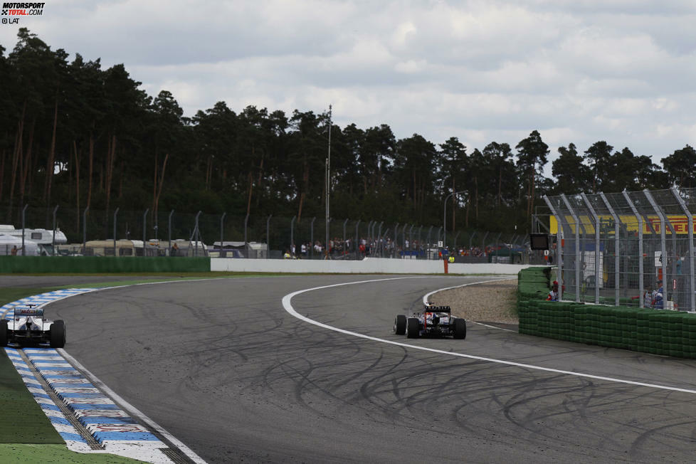 Nico Hülkenberg (Force India) über Kurve eins: 