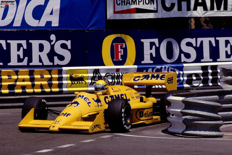 Ayrton Senna ist der Fahrer mit den meisten Siegen in Monaco. Der Brasilianer gewann dort sechs Mal. Seinen ersten Sieg errang Senna im Jahr 1987 mit einem Lotus 99T. Zwei Jahre später begann dann eine Serie von fünf Siegen in Folge im Fürstentum, alle am Steuer eines McLaren.