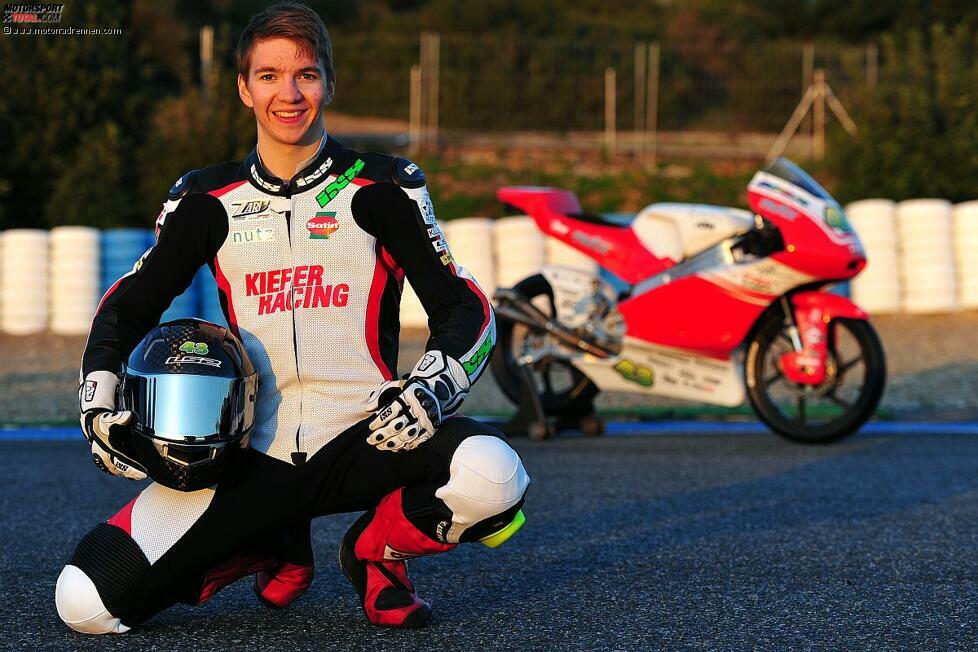 Dazu erhält Luca Grünwald im Kiefer-Team seine große Chance und steht vor seiner ersten vollen WM-Saison. So wie Öttl fährt auch Grünwald eine Kalex-KTM, allerdings ein Vorjahresmodell.