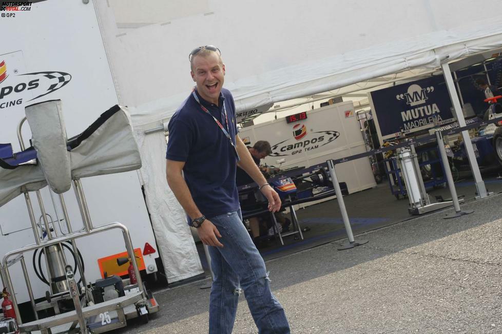 Auch dieser Mann ist nur vor seiner GP2-Zeit in der Formel 1: Es ist Gianmaria Bruni, der vor seinen zwei GP2-Jahren (drei Siege) eine Saison für Minardi in der Königsklasse fährt. Doch danach startet 