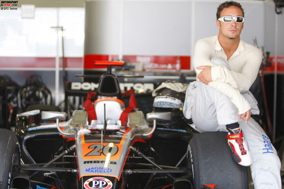 Andreas Zuber (80 Rennen, 2006-2009): Obwohl er mit einer Lizenz aus den Vereinigten Arabischen Emiraten unterwegs ist, ist Zuber ein österreichischer Rennfahrer - und ein erfolgreicher dazu. Vier Jahre lang fährt er für vier verschiedene Teams in der GP2 und kann dabei zwei Siege einfahren, doch auf dem Radar der Formel 1 ist Zuber (außer kurz bei Honda) nie wirklich. Nach einem Kurzauftritt in der Superleague Formula tauscht Zuber den Monoposto ab 2010 gegen ein Dach über dem Kopf und ist seitdem in diversen GT-Serien beheimatet.