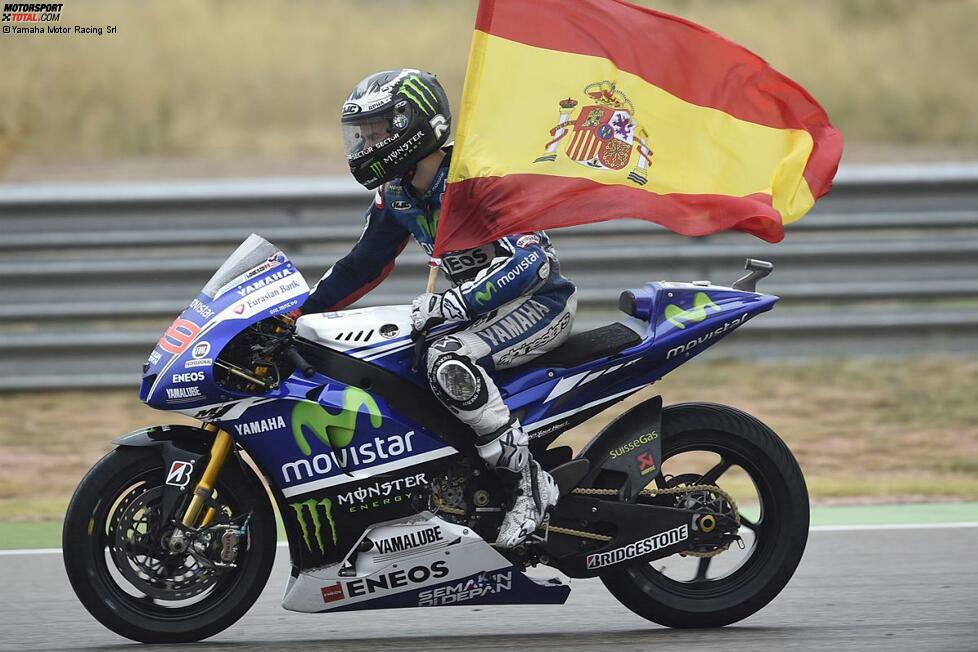 Der Spanier triumphierte bei schwierigen Bedingungen, behielt im Flag-to-Flag-Rennen die Übersicht und wechselte sein Motorrad zum richtigen Zeitpunkt. 