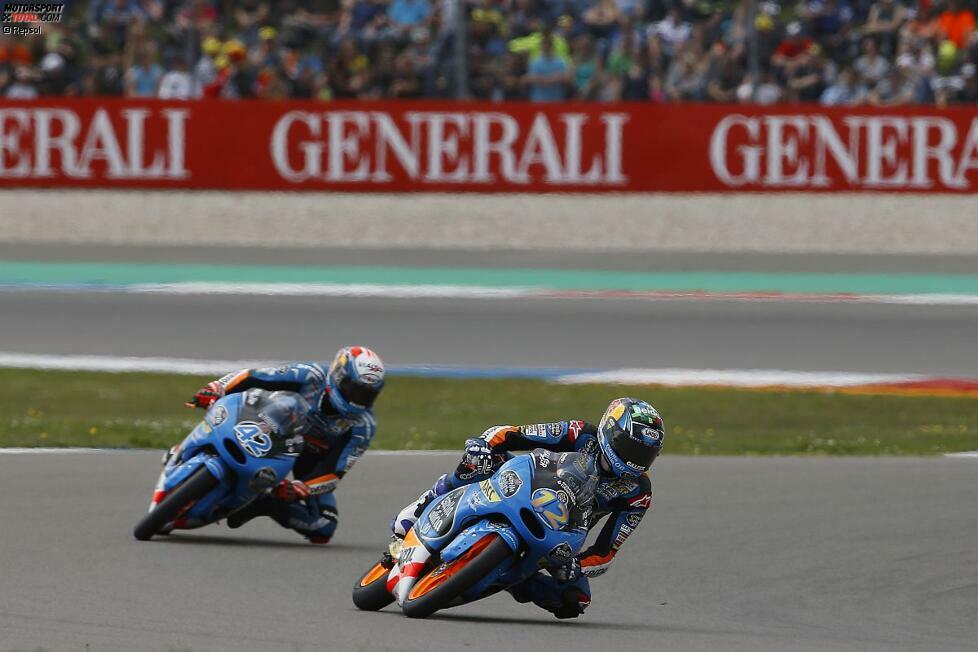 Auch Romano Fenati ist zweimal neben der Strecke und sammelt keine WM-Punkte. Dafür wird es ein Doppelsieg für Honda. Alex Marquez gewinnt vor Alex Rins. Beide haben den Anschluss in der WM-Wertung geschafft.