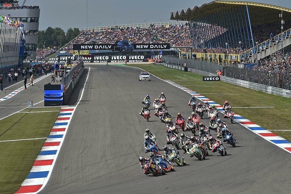 Die Moto3-Klasse eröffnet den Rennsamstag auf trockener Strecke. Und die WM wird wieder spannend!