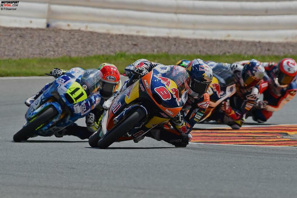 Im Moto3-Rennen kämpfen KTM-Pilot Jack Miller und Mahindra-Pilot Brad Binder um den Sieg. Am Ende setzt sich Miller durch und sichert sich seinen vierten Saisonsieg. Honda-Pilot Alexis Masbou wird Dritter, Markenkollege Alex Marquez wird Vierter.