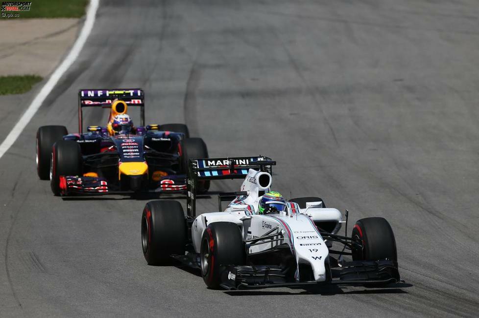 Trotzdem: Beide Red Bull laufen in der Anfangsphase überraschend gut. Hinter den beiden Williams macht auch Daniel Ricciardo Druck. Der Australier sollte in der 13. Runde der erste Topfahrer sein, der zum regulären Boxenstopp kommt und von Supersoft auf Soft wechselt.
