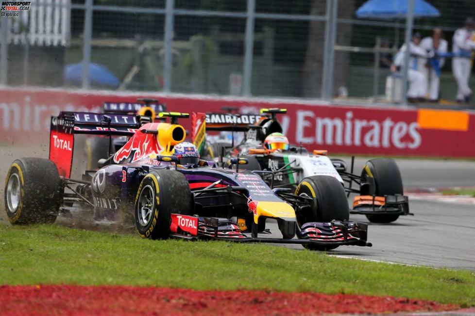 Die Minuten des Daniel Ricciardo: Zu Beginn der 65. Runde schnappt er sich im Senna-S mit einem mehr als beherzten Manöver endlich Perez, der mit Bremsproblemen kämpft. Perez war für Rosberg als Puffer höchst hilfreich, weil der Force India im ersten Sektor stets jene halbe Sekunde verlor, die dem Mercedes im letzten Sektor an Power fehlte.