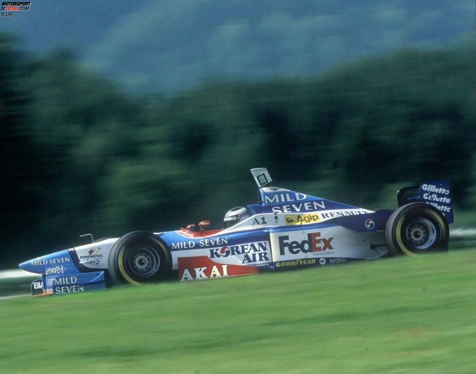 Ein Höhepunkt in Bergers letzter Saison: Die Rückkehr des Grand Prix von Österreich in den Formel-1-Kalender. Zehn Jahre nach dem letzten Rennen auf dem alten Österreichring gastieren die Boliden auf der verkürzten Variante, die auf den Namen A1-Ring hört. Für Berger endet das letzte Heimspiel enttäuschend: P10.