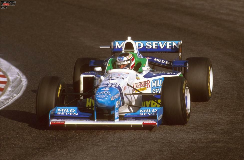 ... im Winter 1995/1996 übernimmt. Mit dem B196 tut sich der Österreicher über weite Strecke der Saison schwer. Das nervöse Heck bereitet ihm anders als Schumacher große Probleme.