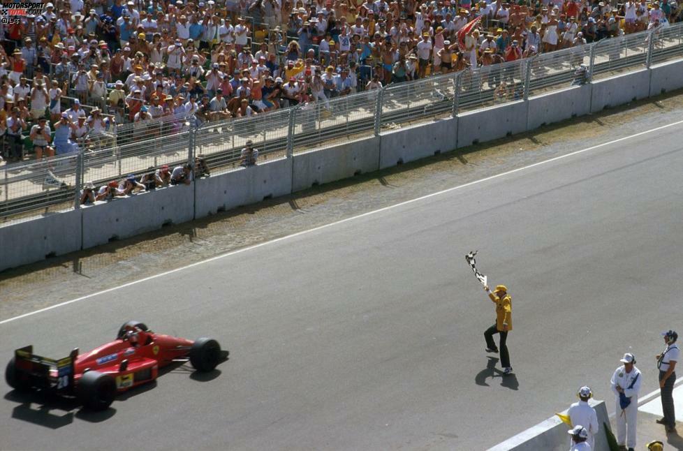 Zwei Wochen nach Suzuka gewinnt der Österreicher auch das Saisonfinale 1987 in Adelaide. Nach 82 Runden bei extremer Hitze wird er vom legendären Flaggenschwenker Glen Dix als Erster abgewinkt. Berger beendet die Saison als WM-Fünfter.