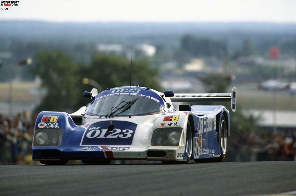 Auch auf der Langstrecke tobt sich Ratzenberger aus. Von 1989 bis 1993 geht er jeweils bei den 24 Stunden von Le Mans an den Start. 1991 (Foto) teilt er sich einen Porsche 962C mit Will Hoy und Eje Elgh. 1993 wird er zusammen mit Mauro Martini und Naoki Nagasaka auf Toyota Fünfter.