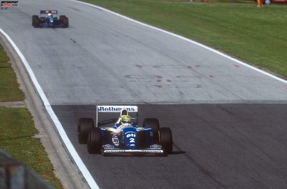 Die dritte Saisonstation ist der Grand Prix von San Marino in Imola. Am Freitag folgt Neuling Ratzenberger in seinem Simtek-Ford dem Williams-Renault vom dreimaligen Weltmeister Ayrton Senna. Am Samstag verunglückt Ratzenberger in der Villeneuve-Kurve, am Sonntag Senna in der Tamburello-Kurve.